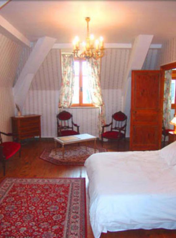 Chateau De La Court D'Aron Saint-Cyr-en-Talmondais 部屋 写真